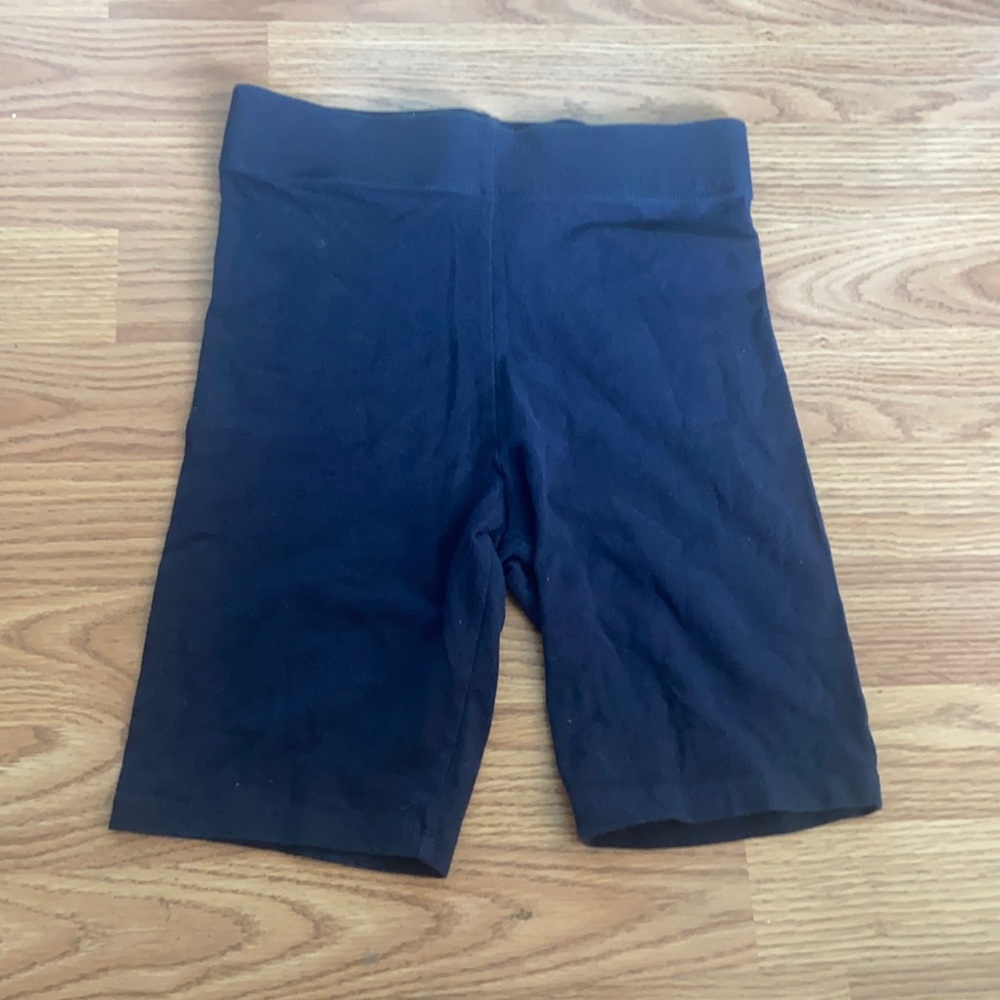 Forever 21 navy blue biker shorts in size S